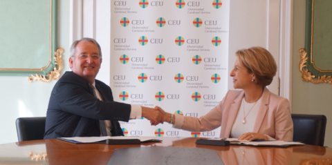 Rosa Visiedo Claverol, Chancellor of CEU Cardenal Herrera University, and Vincent Chaillou, COO of Edition Operations at ESI Group, launch a 5-year joint research program.