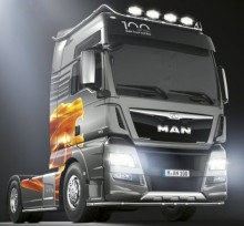 man truck euro 6 grau